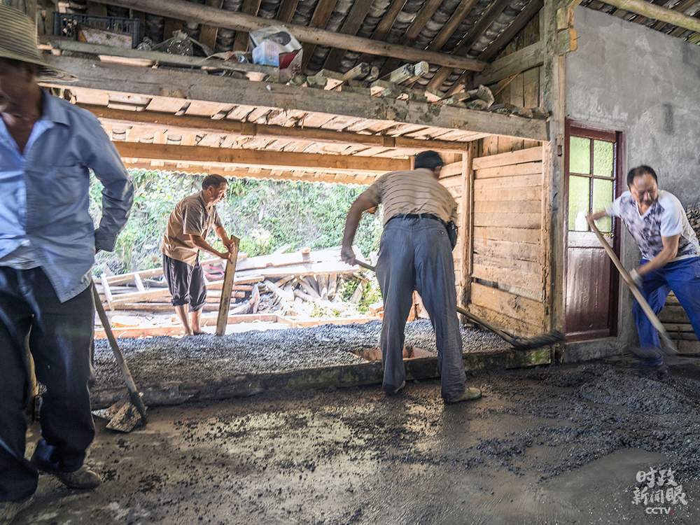 △2017年，湖北恩施出臺(tái)“廁所革命”建設(shè)新三年計(jì)劃（2018—2020年），創(chuàng)造干凈整潔的人居環(huán)境。